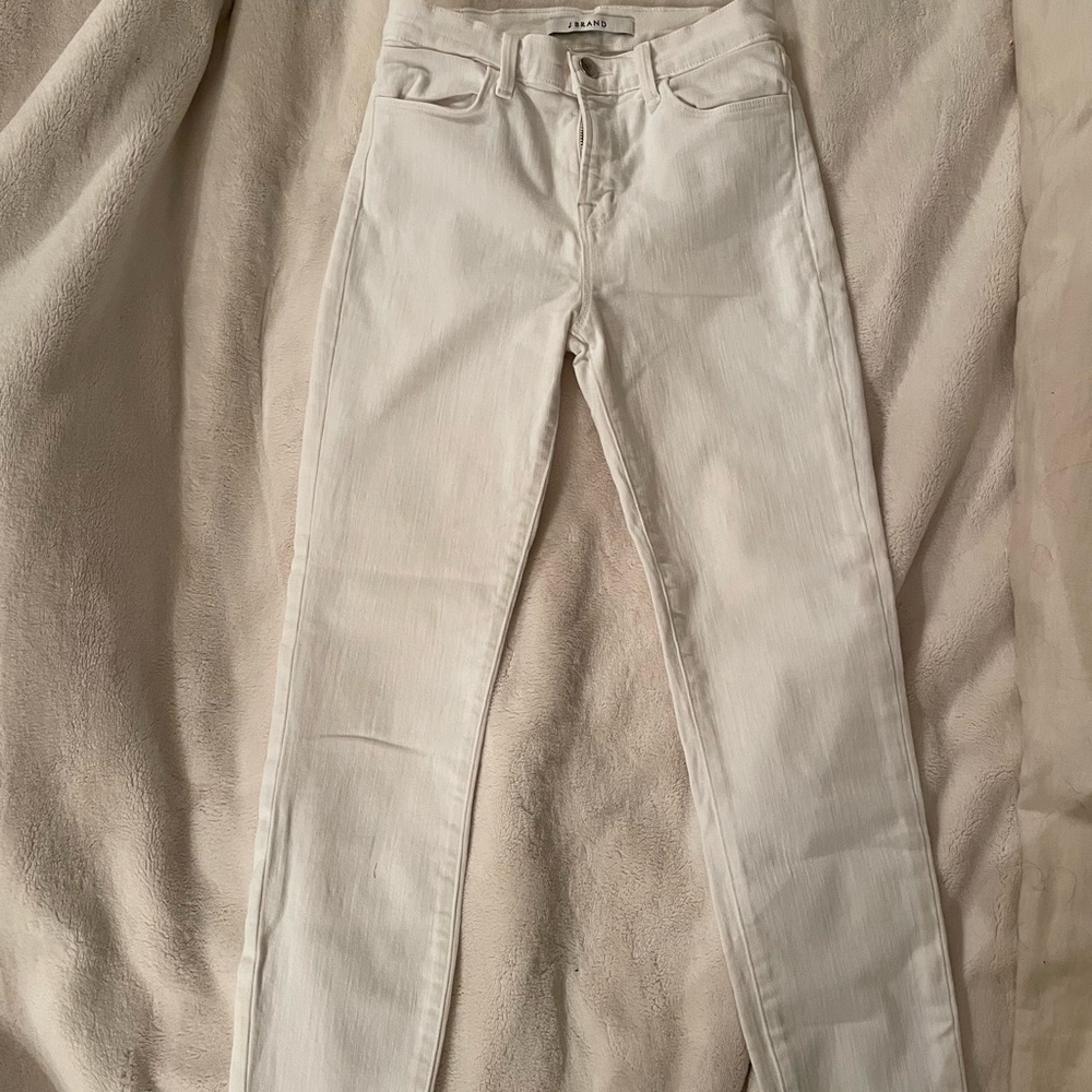 JBrand white. skinny leg jeans